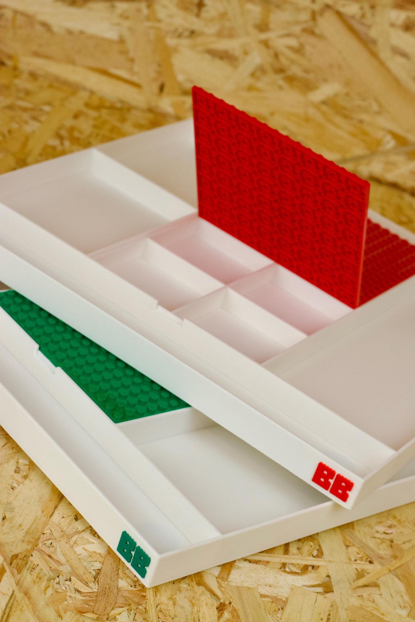 BRICK BUDDY™ XL – Modular Building Tray | Eco-Friendly Organiser With Removable Guide Stand
