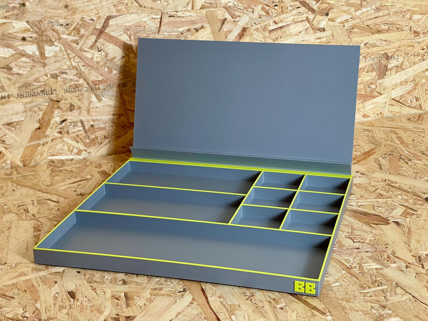 BRICK BUDDY™ TECH – Modular Building Tray | Eco-Friendly Organiser With Removable Guide Stand